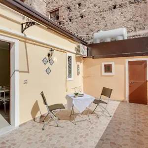 With Terrace- Casa Mariella Appartamento Catania