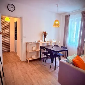 50m2 Intramuros-parking Privé Gratuit-netflix-arrivée Autonome!! 50m2-free Parking-netflix-self Check In Appartamento